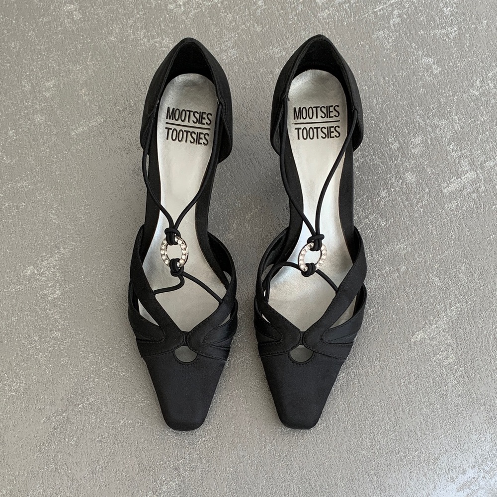 Mootsies Tootsies Black Strappy Heels